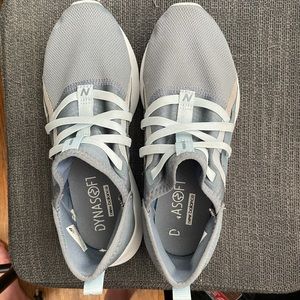 Dyna soft new balance slip on tennis shoes